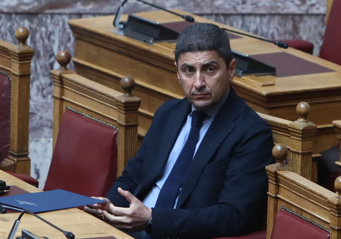 Aυγενάκης για Πολωνούς διαιτητές: «Η υπόθεση με τους ρέφερι επιβάλλει πειστικές εξηγήσεις»