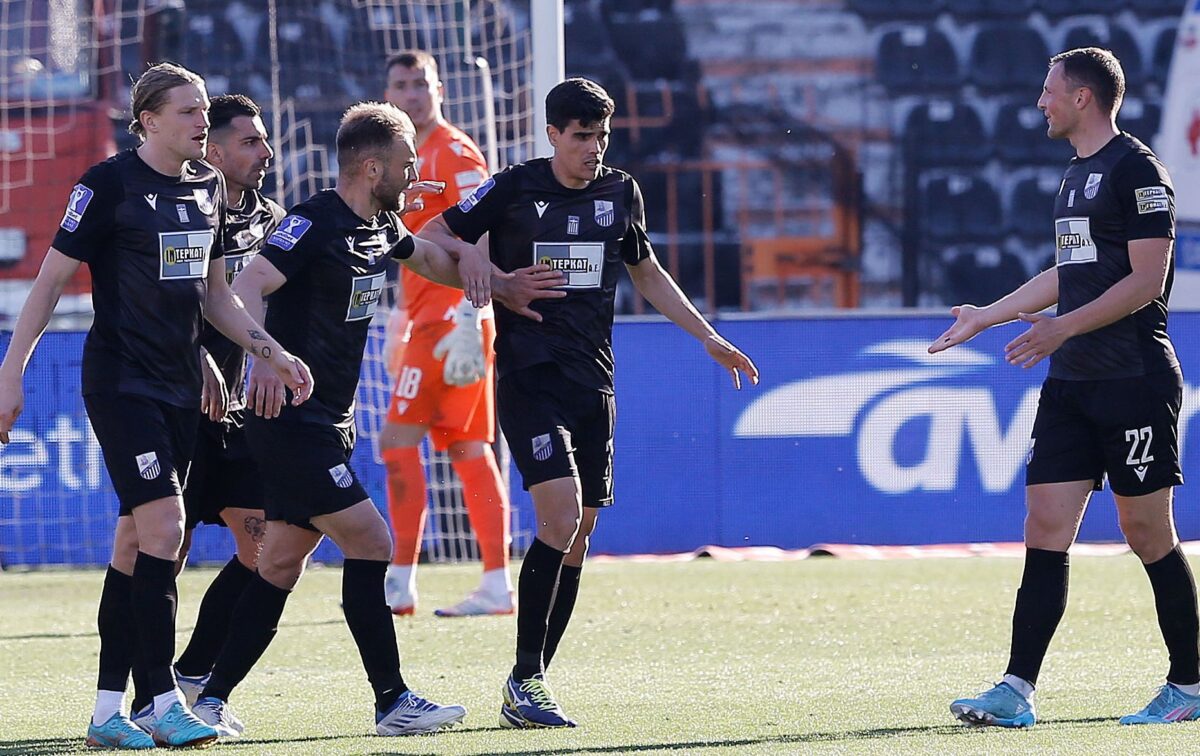 Η Λαμία εκτός από τρεις προπονητές, έχει χρησιμοποιήσει 38 παίκτες!