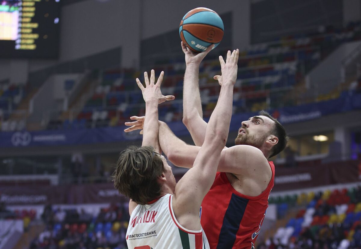 Δίνει… ρέστα για το «μπαμ» η Βίρτους: «Κοντά σε συμφωνία με Μιλουτίνοφ»