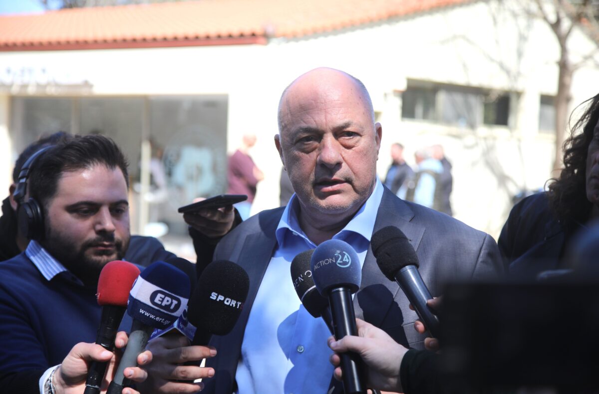 Η πρόταση του Μπέου για τον τελικό: Πόσα παιδιά, πόσοι οπαδοί και τα πανάκριβα εισιτήρια (vid)