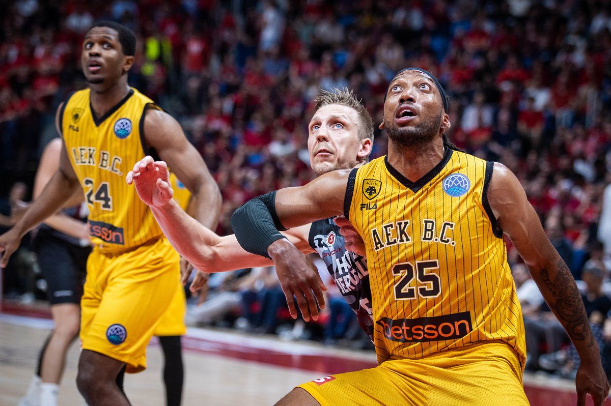 Ο Μίτσελ «απάντησε» στις απειλές θανάτου και στη βία με συγχαρητήρια στην Χάποελ!