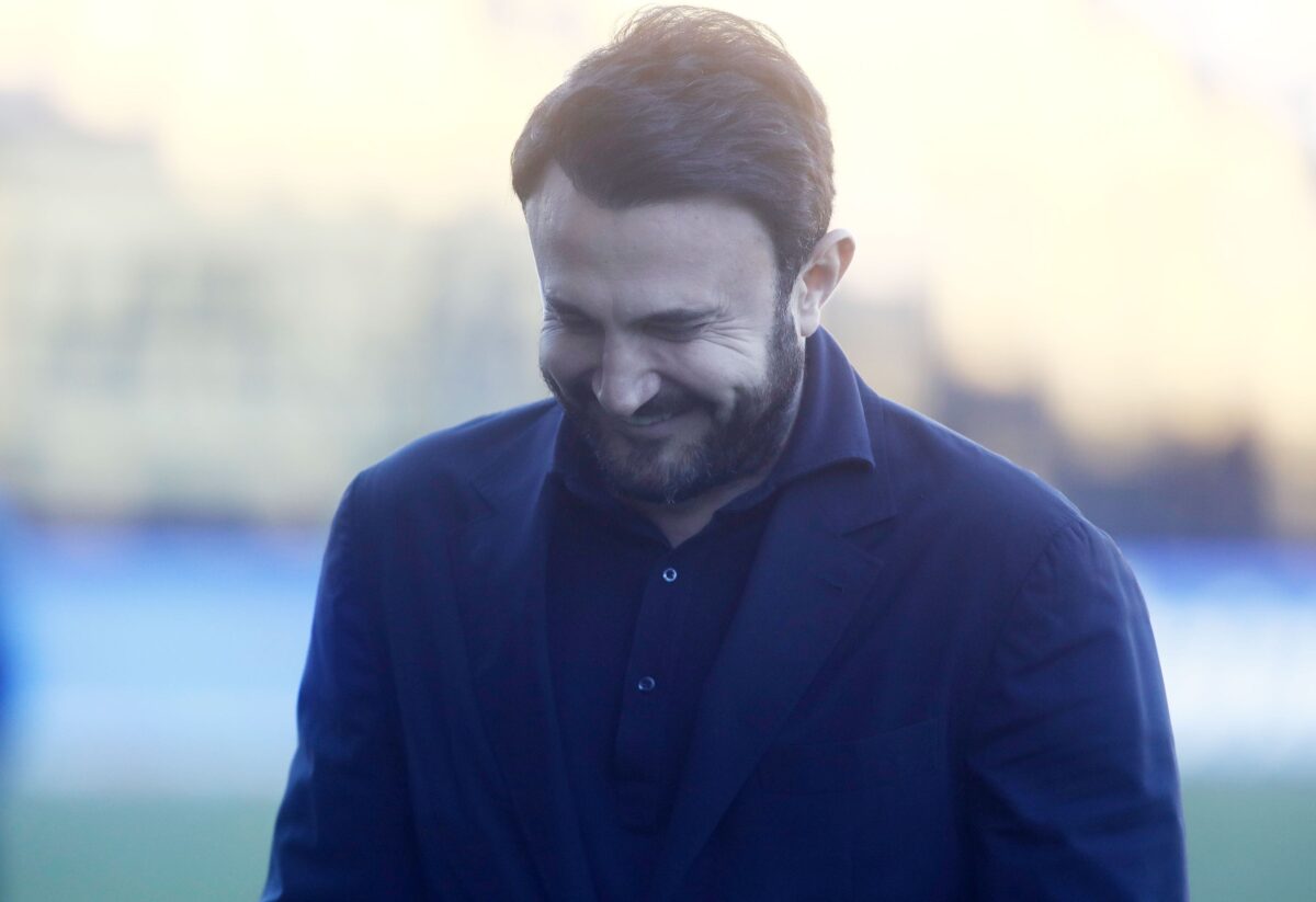 Απίθανη επίθεση με βρισιές από Καρυπίδη σε Μπέο: «Θα χωνέψεις το τρίμπαλο, καρ@@@! Θα φορεθεί αυτή η κάλτσα ζουζούνα μου!»