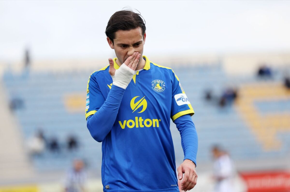 Εξετάζει Ριέρα ο ΟΦΗ