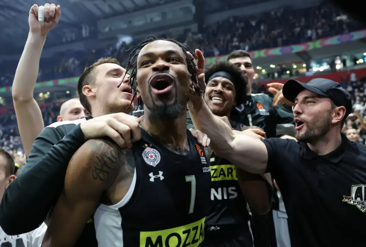 Μετά το τέλος της σεζόν οι εξελίξεις με Πάντερ – Τι λένε στην Ισπανία για Χεζόνια και Παναθηναϊκό