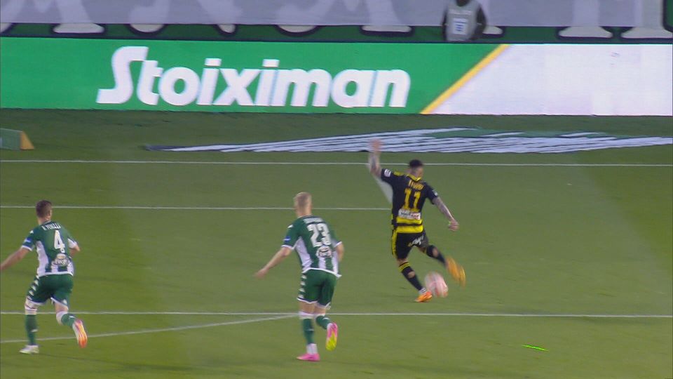 Ο Ιτούρμπε με καταπληκτικό σουτ ισοφάρισε σε 1-1 για τον Άρη