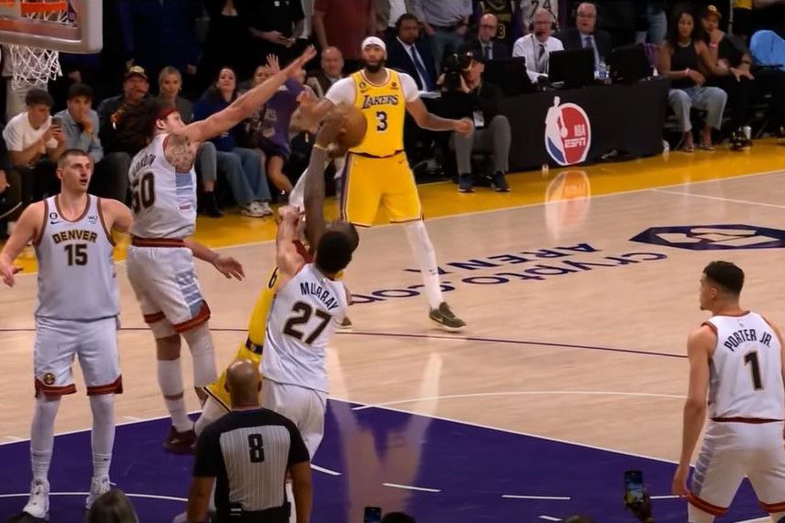 Η τάπα που δέχτηκε ο ΛεΜπρόν από τον Γκόρντον είναι (ή δεν είναι) η τελευταία φάση της καριέρας του (vid)