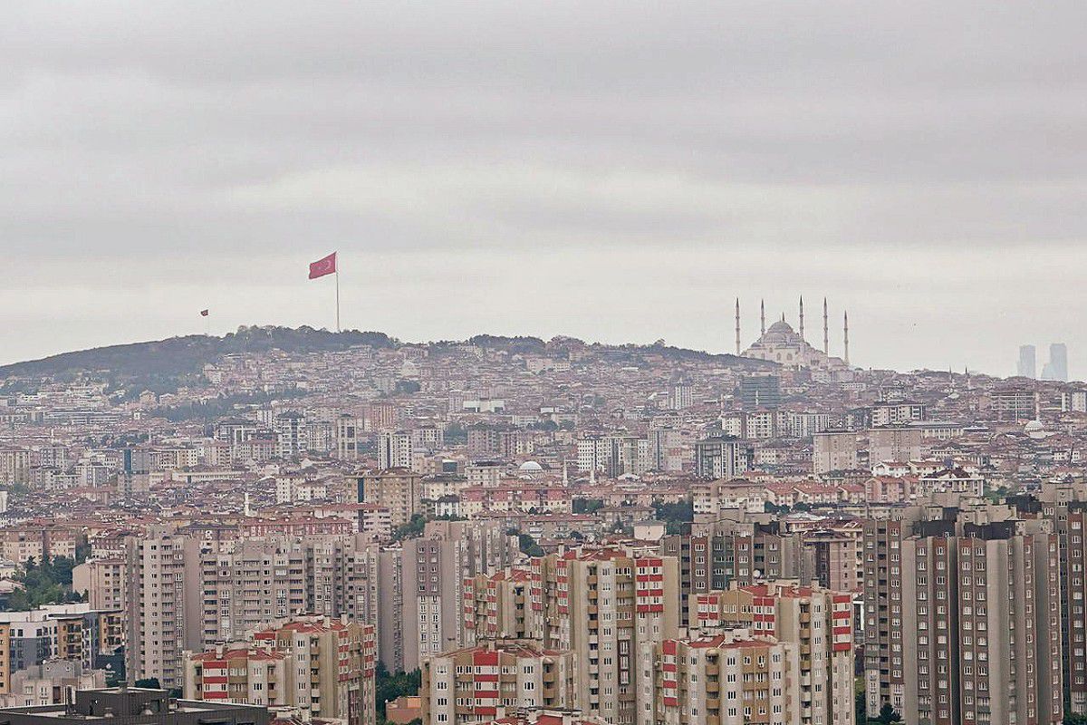 Βρήκαμε Τούρκο ΑΕΚτζή που τραγουδούσε «Μόνο ΑΕΚ πρωτάθλημα»