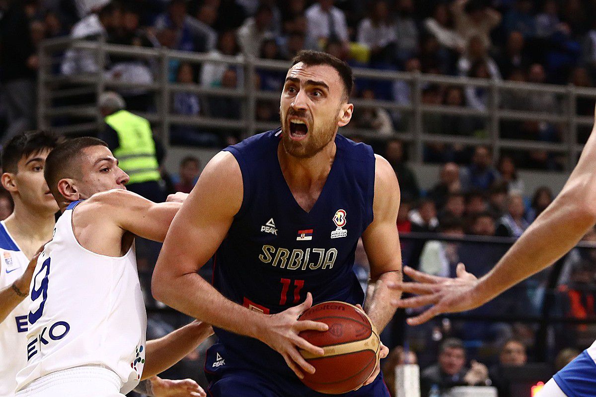Η ΤΣΣΚΑ αποχαιρέτησε τον Μιλουτίνοφ, ανοίγει ο δρόμος για τον Ολυμπιακό