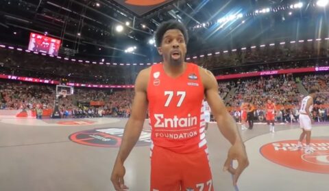 Εντυπωσιακά πλάνα από τους ημιτελικούς της Euroleague μέσω των καμερών που βρίσκονται πάνω στα σώματα των διαιτητών (vid)
