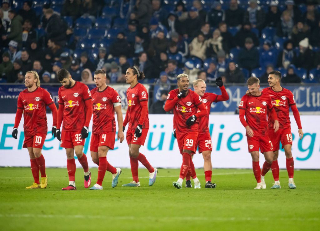 Νίκη-ανατροπή για τη Λειψία – Όλο και πιο κοντά στον υποβιβασμό η Στουτγκάρδη