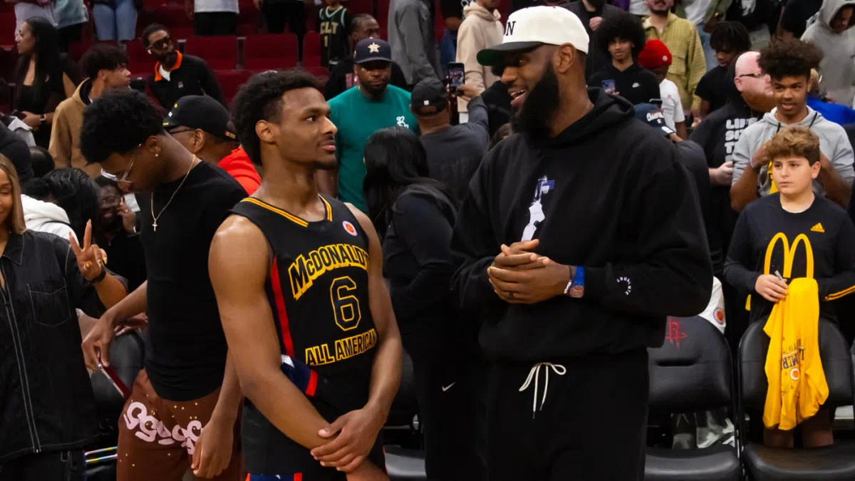 ΛεΜπρόν Τζέιμς: «Η οικογένειά μας είναι υγιής, νιώθουμε την αγάπη σας»