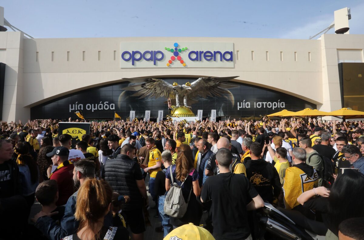 Ανοίγει κάμερες η ΕΛ.ΑΣ για τον θάνατο οπαδού της ΑΕΚ – Καταγγελίες πως πρόκειται για δολοφονία το βράδυ πριν τη φιέστα