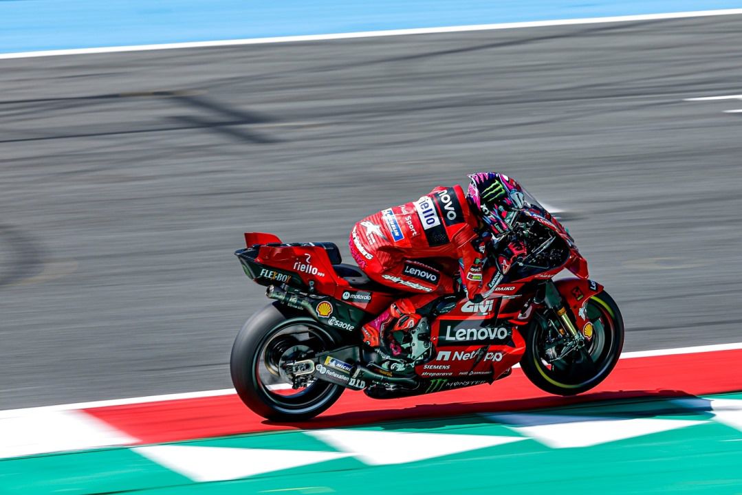 Τρεις Ιταλοί, τρεις Ducati μπροστά στο γκριντ για το MotoGP GP Ολλανδίας