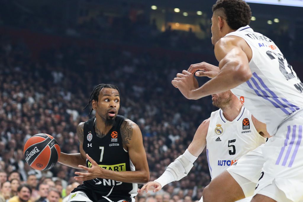 «Συναγερμός» με Πάντερ: Τον θέλει και η Μπαρτσελόνα!