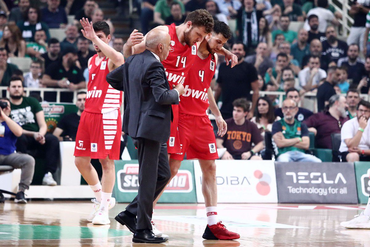 Αγωνία στον Ολυμπιακό: Για μαγνητική ο Σάσα Βεζένκοφ (vid)