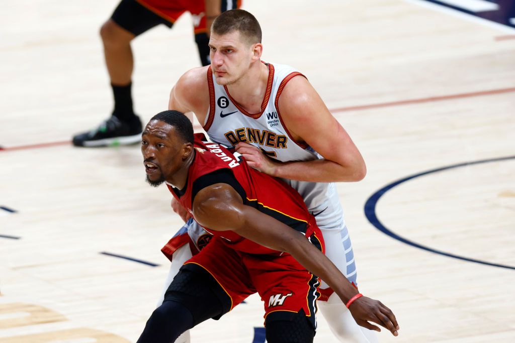 Ο Αντεμάγο ντύθηκε… Γιόκιτς στο πρώτο ημίχρονο του Game 5 για τους Χιτ (vid)