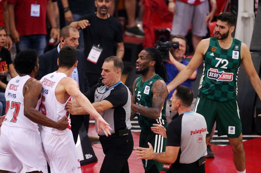 Οκτώ λεπτά αγώνα και μια ολόκληρη χρονιά εξηγούν τους 52 πόντους και τα 19 λάθη του Παναθηναϊκού