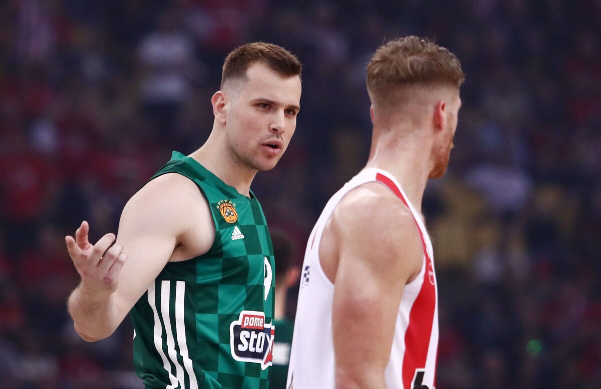 Η πρώτη αντίδραση του Αγραβάνη μετά το ματς Ολυμπιακός – Παναθηναϊκός: «Παίξαμε σκ@@@»