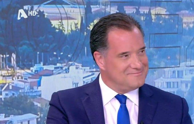 Η ποδοσφαιρική ατάκα του Άδωνι Γεωργιάδη (vid)