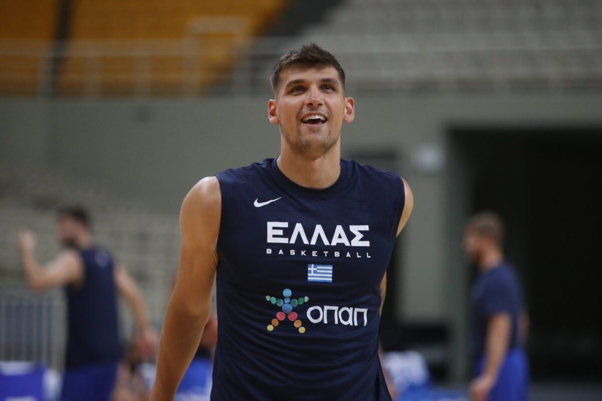 Μήτογλου: «Ευλογημένος που φοράω ξανά τη φανέλα της Εθνικής»