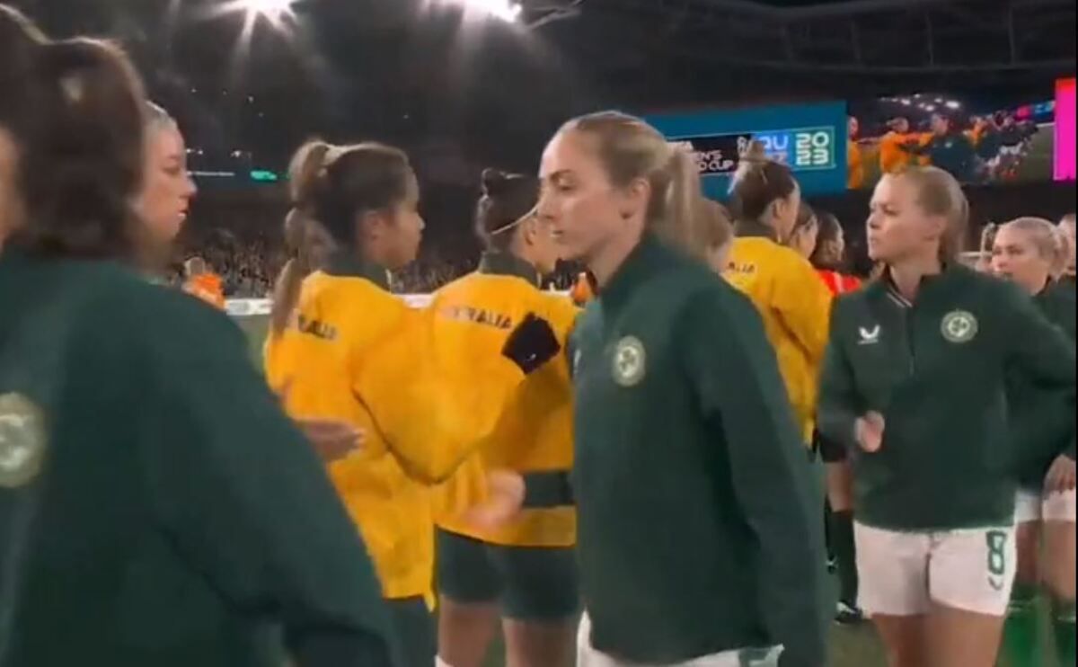 Η Λίτλτζον δεν έκανε χειραψία και επιτέθηκε στην Φουρντ επειδή θεωρεί πως η Αυστραλή βρίσκεται σε σχέση με την πρώην της (vid)