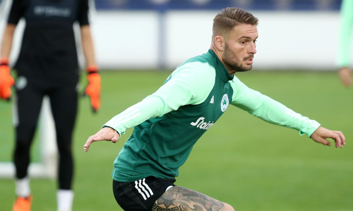 Αποχώρησε με τραυματισμό ο Σένκεφελντ – Η πρώτη διάγνωση του ιατρικού τιμ