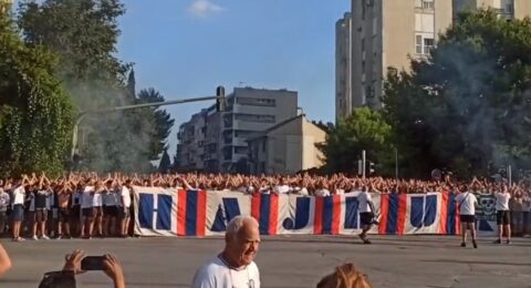 Πάρτι χιλιάδων Κροατών στο Σπλιτ για το ματς Χάιντουκ – ΠΑΟΚ – «Μέτρα ασφαλείας σαν να έρχεται ο Μπάιντεν» (vid+gallery)