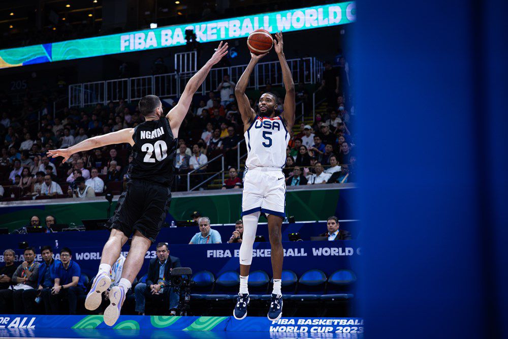 Ο Μάικαλ Μπρίντζες στο Sportal: «Σκληρή ομάδα η Ελλάδα, πρέπει να παίξουμε μπάσκετ… USA για να τους κερδίσουμε»