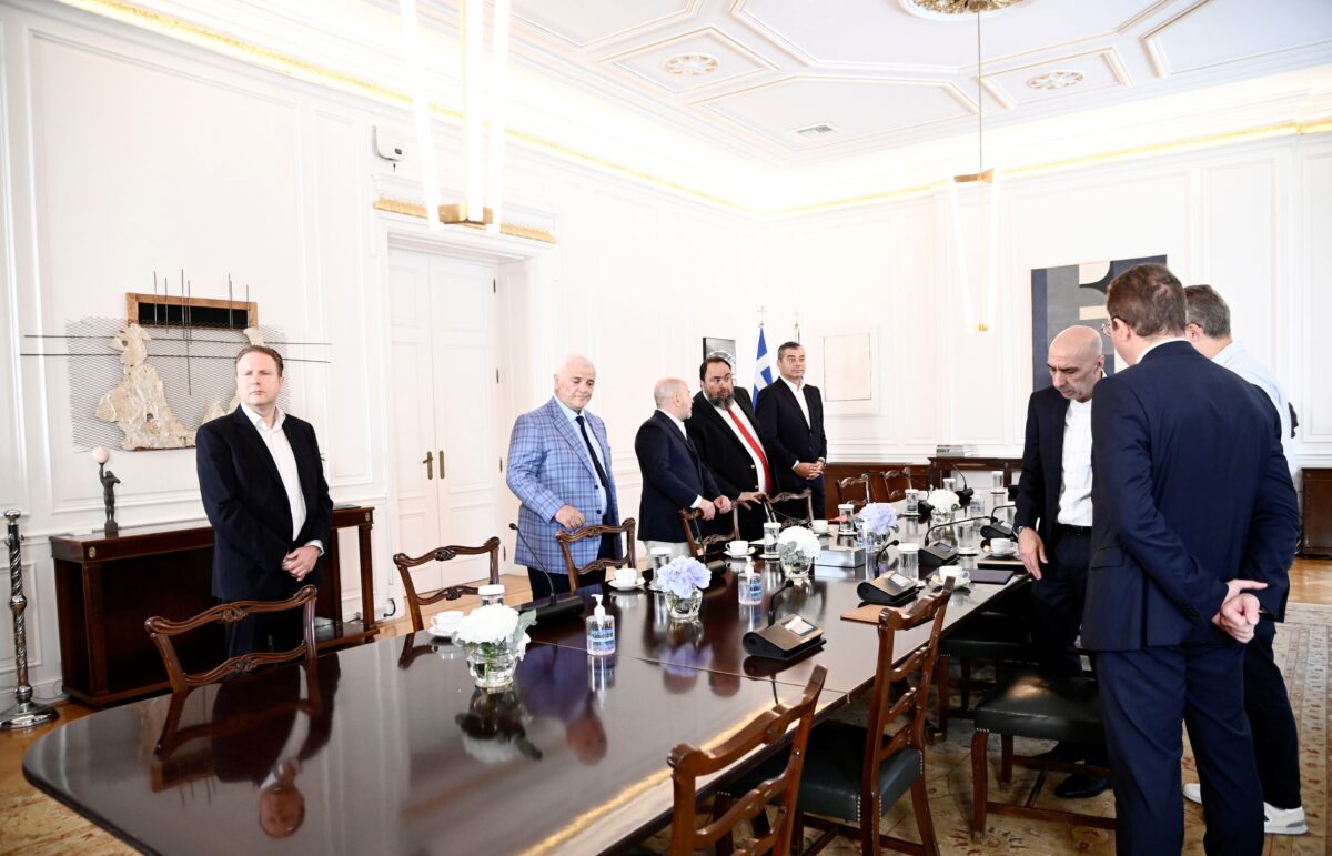 Ολοκληρώθηκε η σύσκεψη του Κυριάκου Μητσοτάκη με τους Big-4 στο Μαξίμου (vid)