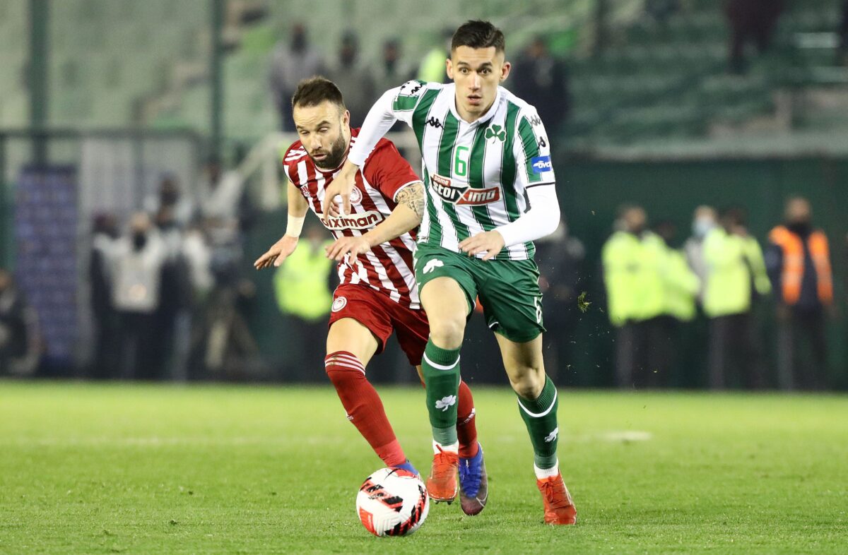 Στην Αθήνα ο Αλεξανδρόπουλος – Περνάει ιατρικές εξετάσεις κι ανακοινώνεται από τον Ολυμπιακό