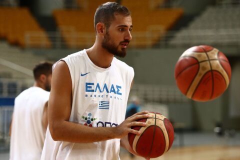 Τέσσερις με έξι εβδομάδες εκτός ο Χατζηδάκης