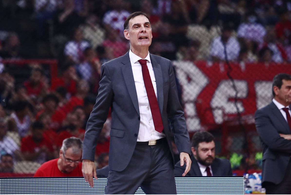 Κόουτς, ουδείς πιο αχάριστος του ευεργετηθέντος