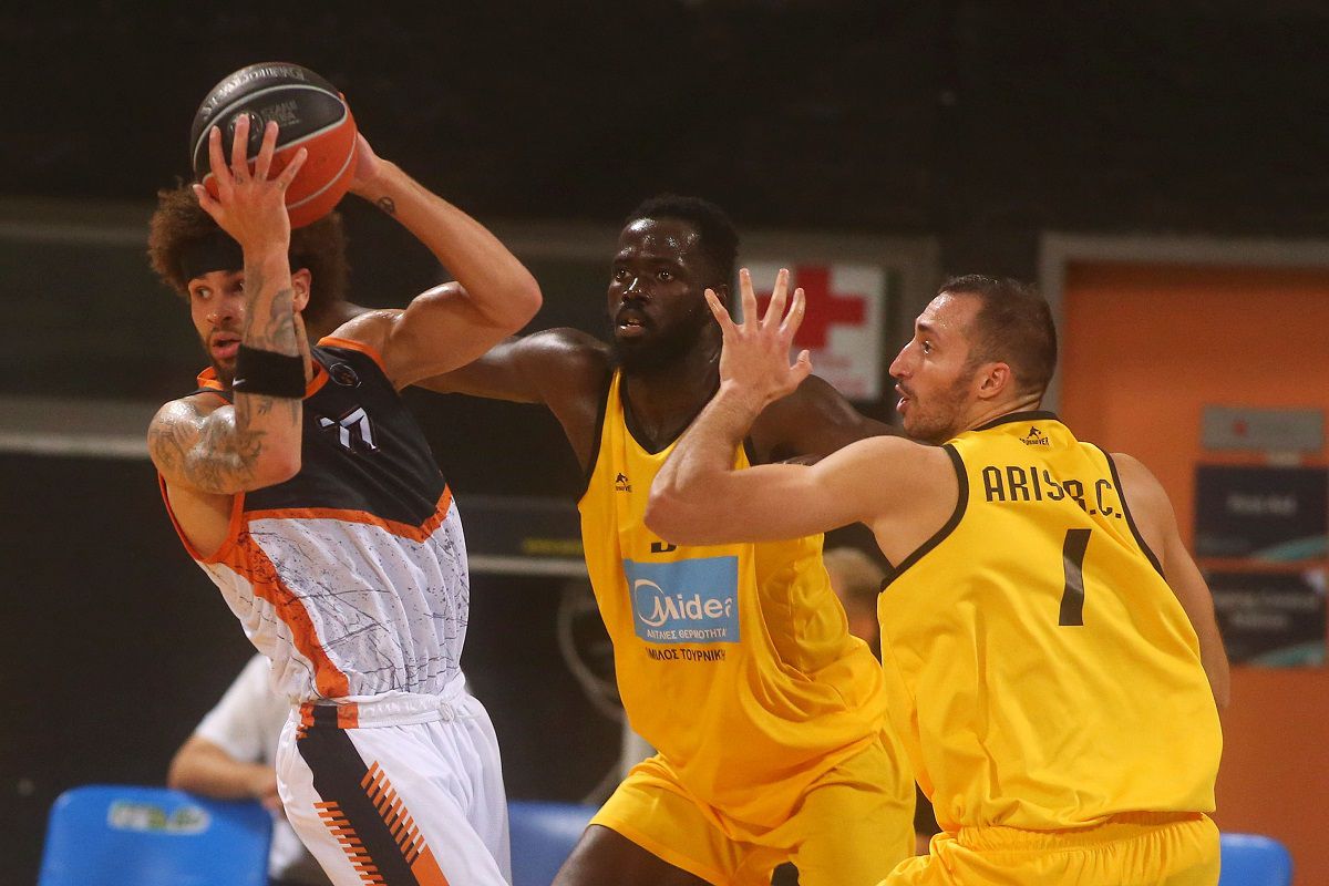 Ο Προμηθέας επικράτησε του Άρη που «έχασε» τον Ντε Σόουζα!