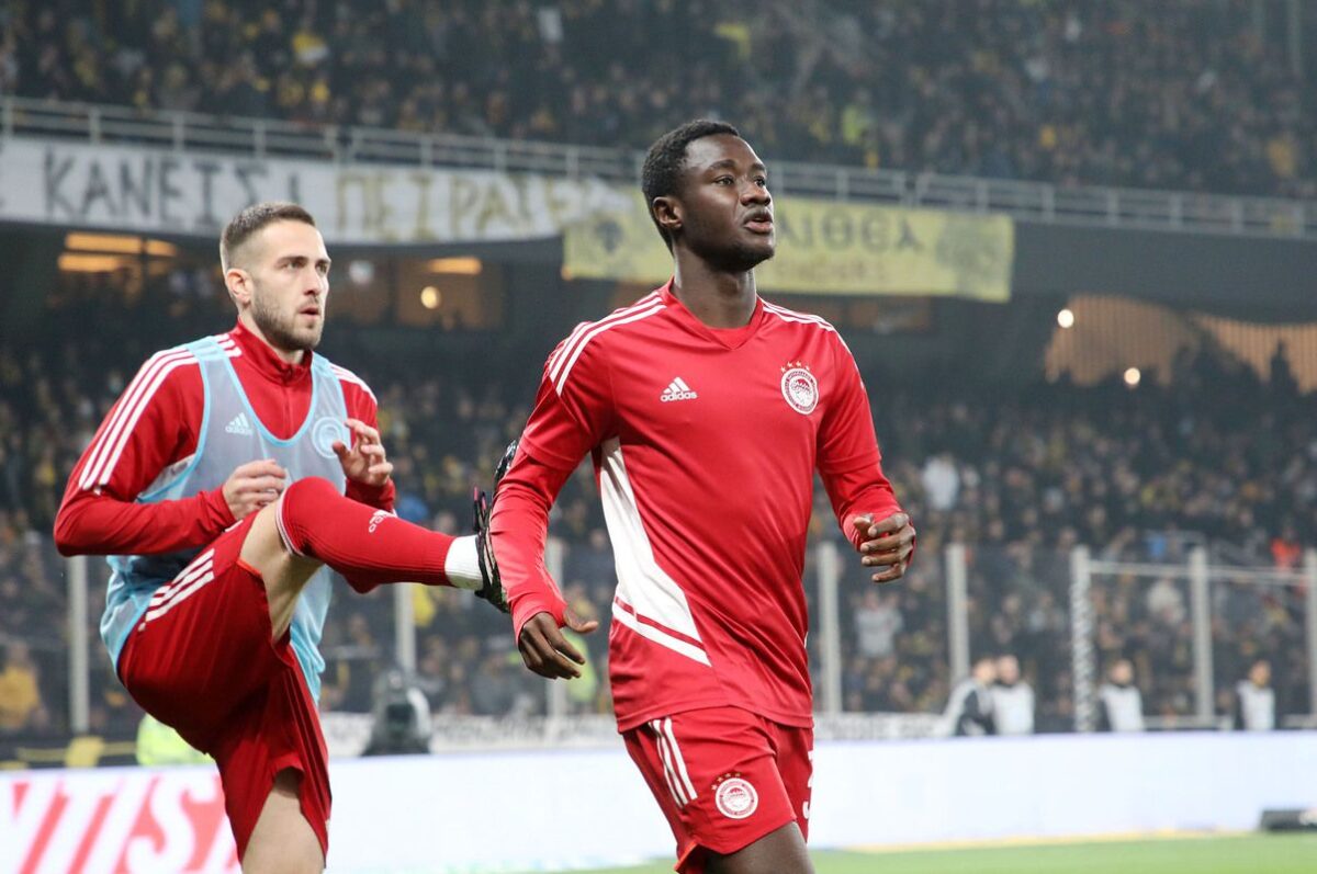 «Ο Σαμασέκου στους καλύτερους χαφ της Bundesliga»