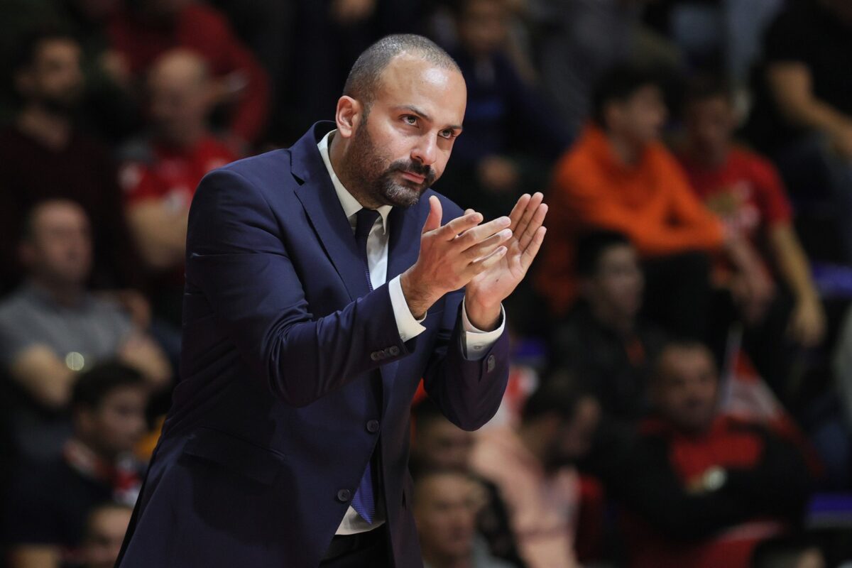 Η Βιλερμπάν έχει αγωνιστικό πρόβλημα και ο κόουτς Πάρκερ δύσκολα θα τη βγάλει… καθαρή