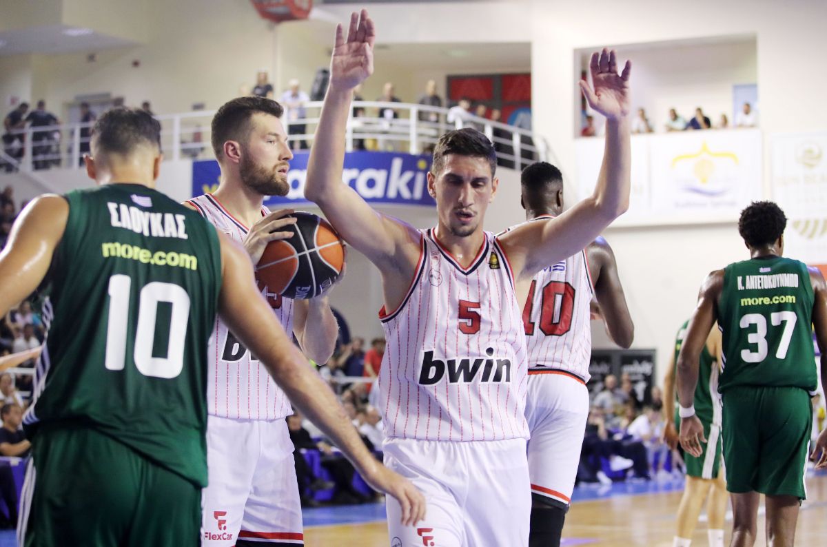 Παναθηναϊκός – Ολυμπιακός για το… δεξί στην Euroleague!