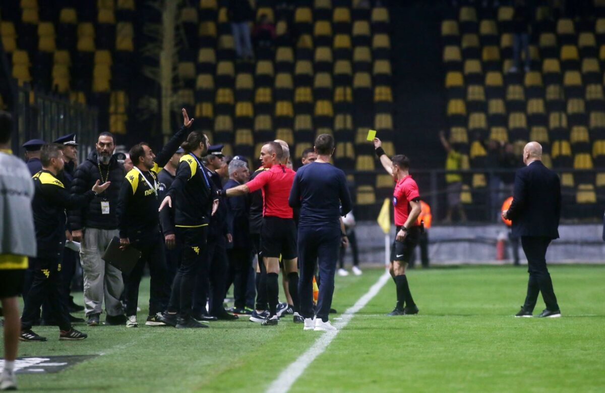 Απίστευτο ξέσπασμα κι ένταση στους πάγκους στο «Κλ. Βικελίδης» μετά το γκολ του Φαμπιάνο (gallery)