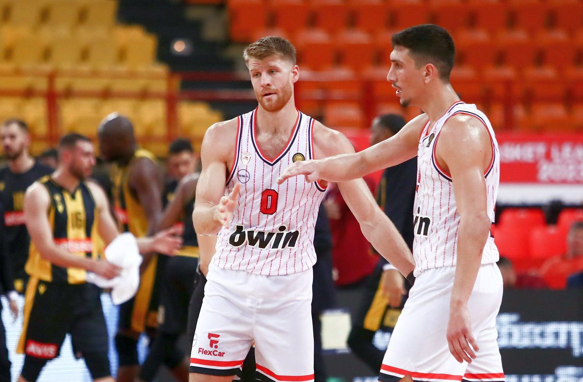 Η παρακάμερα του Ολυμπιακού με την ΑΕΚ (vid)