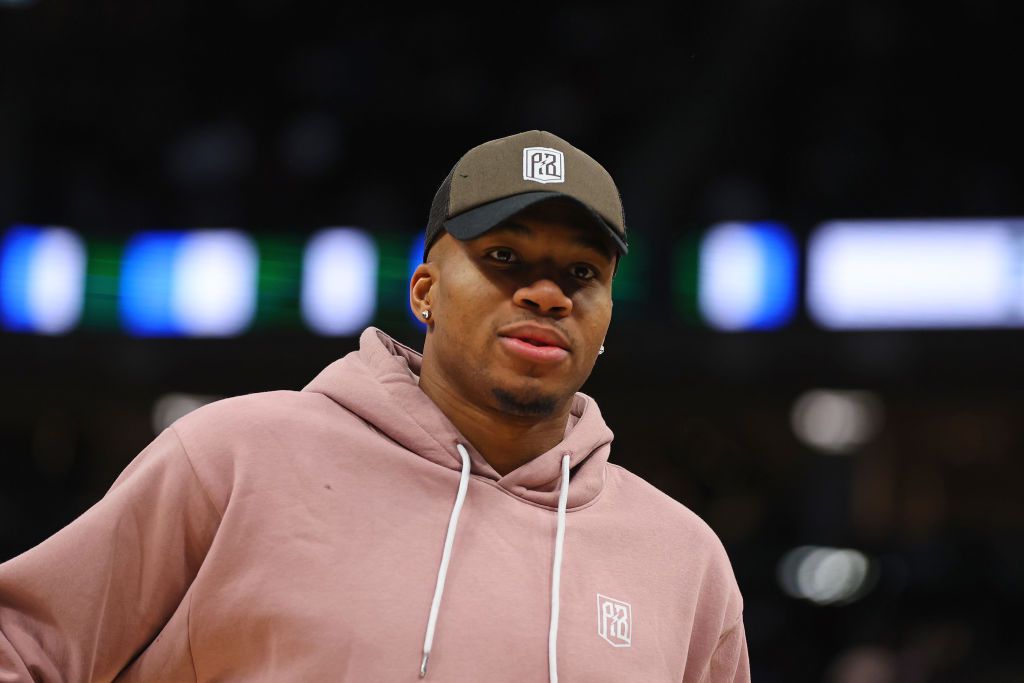 Η ώρα του Γιάννη Αντετοκούνμπο πλησιάζει – Οι Μπακς σε έξι μέρες παίζουν με τους Λέικερς και ο Greek Freak αναμένεται να αγωνιστεί