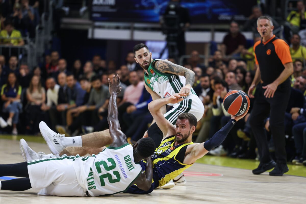 Η βαθμολογία της EuroLeague μετά τις ήττες του Παναθηναϊκού και του Ολυμπιακού