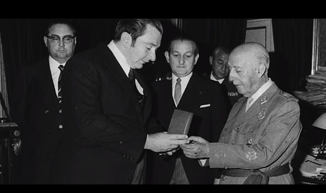 Φωτιές ανάβει ξανά μέλος της Ρεάλ Μαδρίτης – «Ομάδα της δικτατορίας η Μπαρτσελόνα»