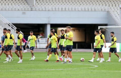 Νοκ άουτ βασικός εξτρέμ της Βιγιαρεάλ πριν τη μάχη με τον Παναθηναϊκό – Φόβοι για σοβαρή ζημιά