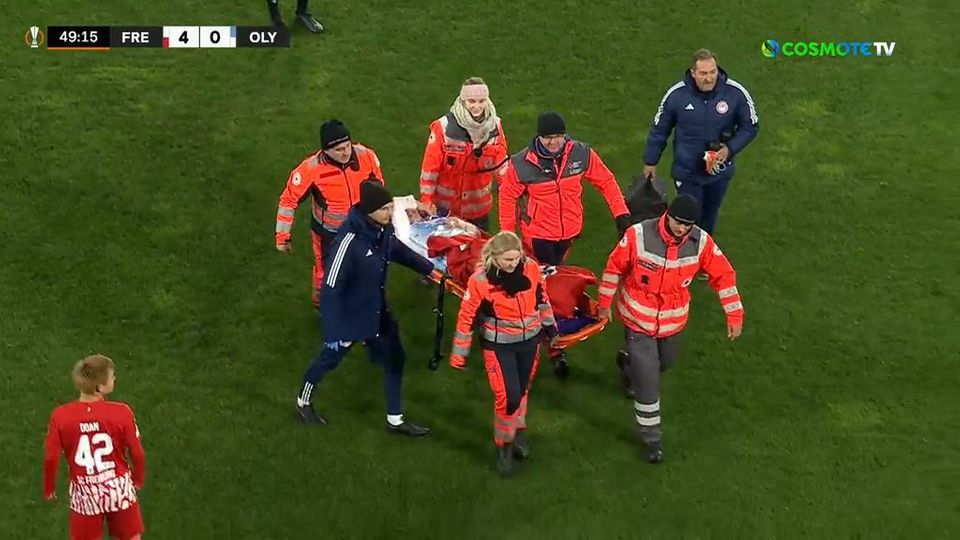 Αποχώρησε με φορείο και δάκρυα ο Ποντένσε έπειτα από το σκληρό μαρκάρισμα του Σιντίγια (vid)