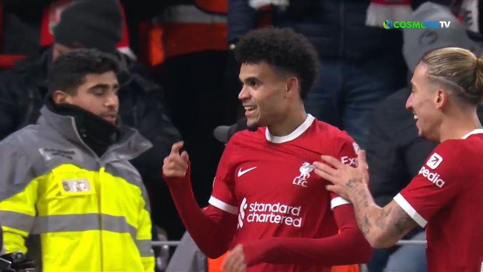 Σκόραρε δύο φορές μέσα σε τρία λεπτά η Λίβερπουλ με Ντίαζ και Χάκπο