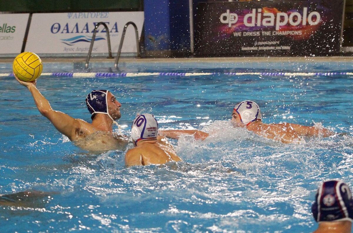 Μεγάλο διπλό της Βουλιαγμένη στη Νέα Σμύρνη – Πέρασε από την Πάτρα το Περιστέρι