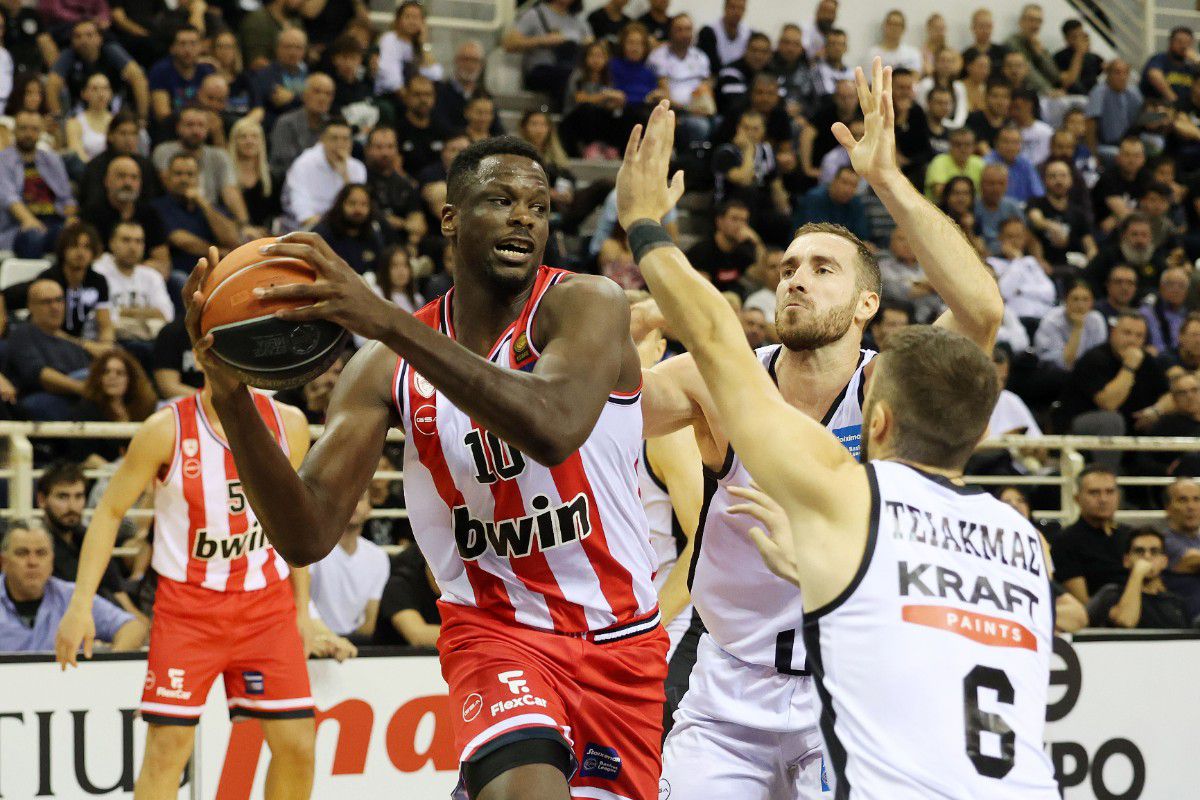 Ο Ολυμπιακός πέρασε από την Πυλαία με «τριπλό» Φαλ!