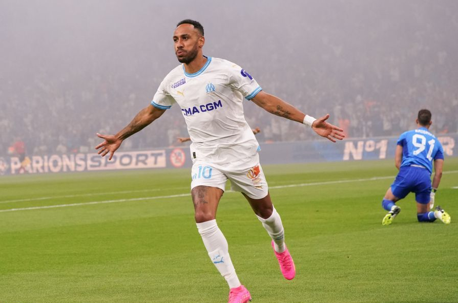 Ο Ομπαμεγιάνγκ έγινε ο πρώτος σκόρερ στην ιστορία του Europa League