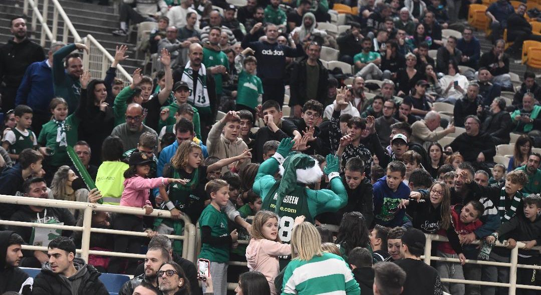 Αυτά τα χαμόγελα δεν αξίζουν καμία «τιμωρία» για τα μάτια του κόσμου…