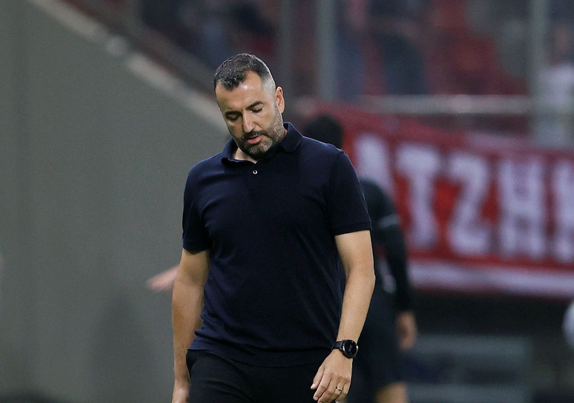 «Βαρύ» κλίμα για τον Μαρτίνεθ μετά την ήττα του Ολυμπιακού από τη Φράιμπουργκ