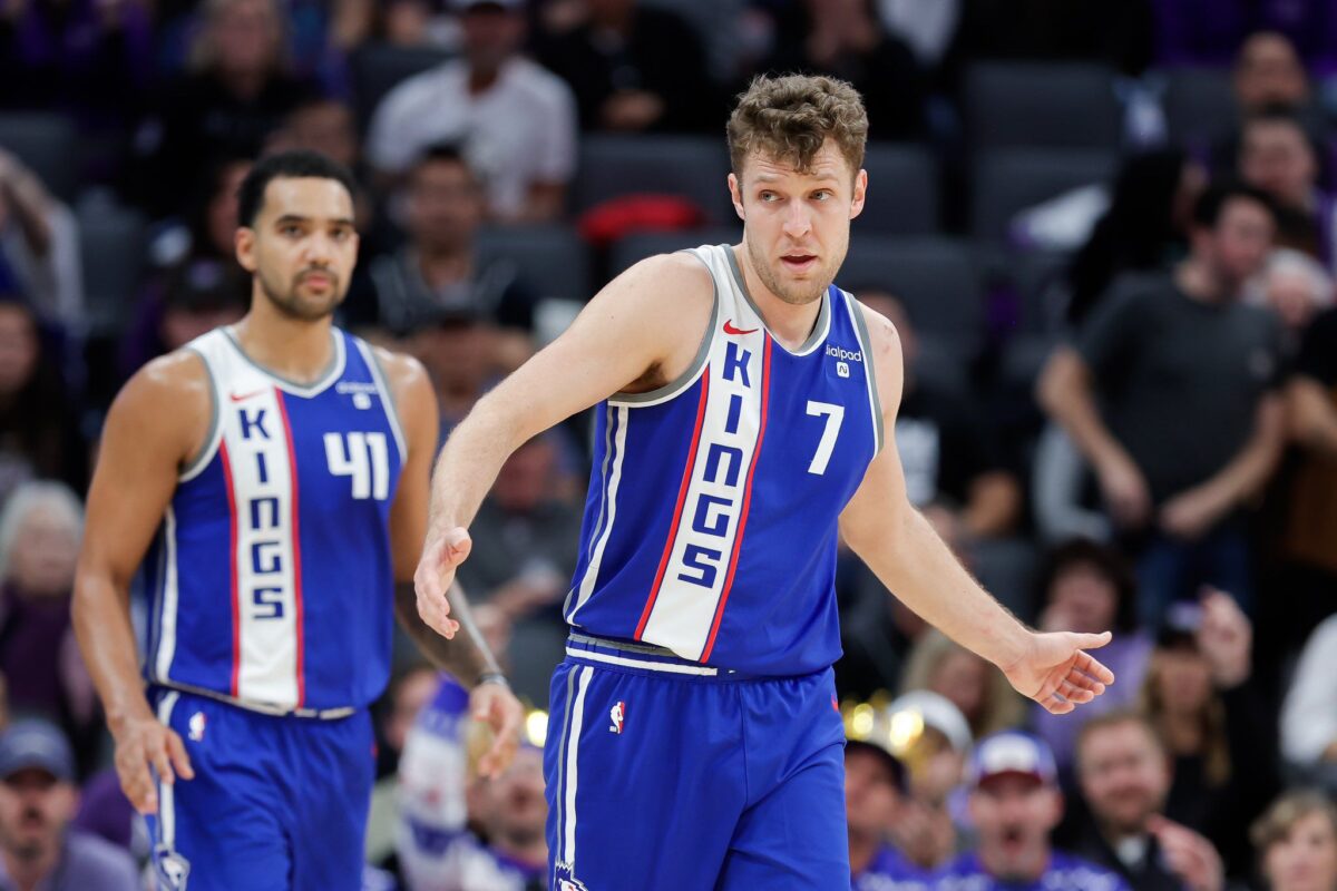 Τα σχέδια των Κινγκς για το μέλλον του Σάσα Βεζένκοφ